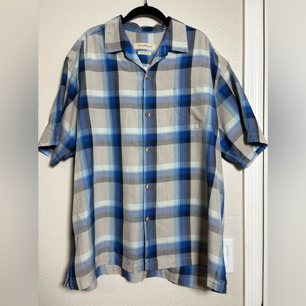 Tommy Bahama Washable Silk Blue and Gray Plaid Button Down Shirt, Short Sleeve
